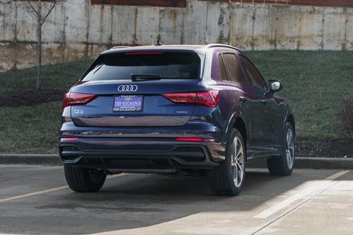 2025 Audi Q3 Premium 45 TFSI S line quattro Tiptronic