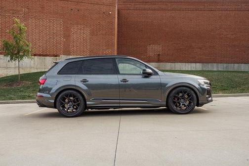 2026 Audi SQ7 4.0T Prestige