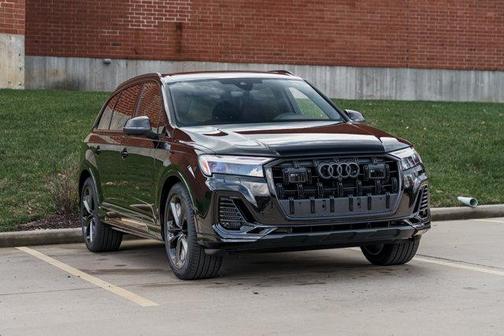 2026 Audi Q7 55 Premium Plus
