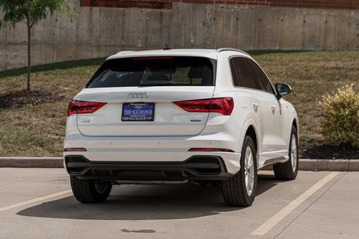 2025 Audi Q3 Premium 45 TFSI S line quattro Tiptronic