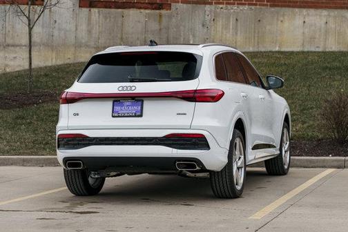2025 Audi Q5 Premium Plus TFSI quattro S tronic