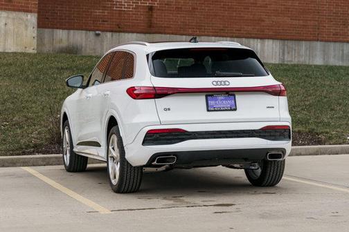 2025 Audi Q5 Premium Plus TFSI quattro S tronic
