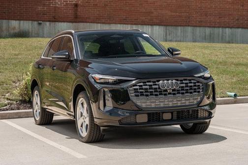 2025 Audi Q5 Premium Plus