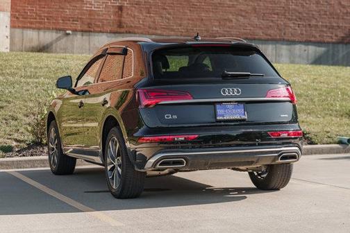 2023 Audi Q5 45 S line Premium Plus