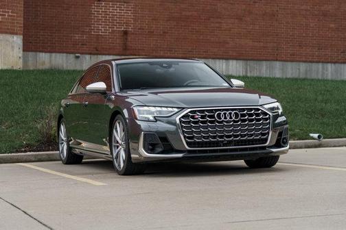 2023 Audi S8 4.0T