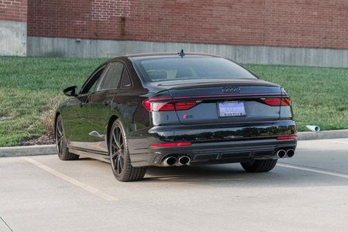 2023 Audi S8 4.0T