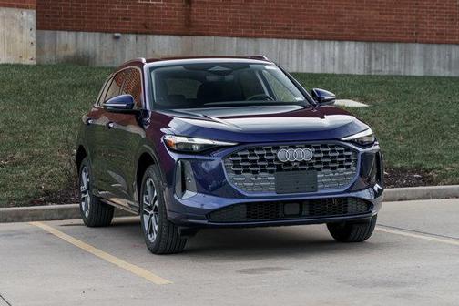 2025 Audi Q5 Premium TFSI quattro S tronic