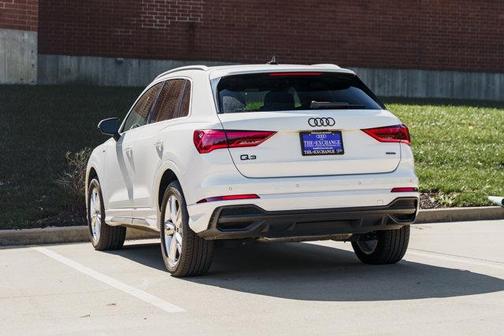2024 Audi Q3 45 S line Premium Plus