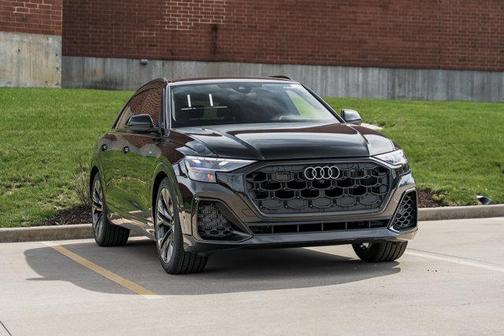 Mythos Black Metallic 2026 Audi Q8 55 Premium Plus