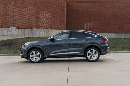 2025 Audi Q5 Premium Plus TFSI quattro S tronic