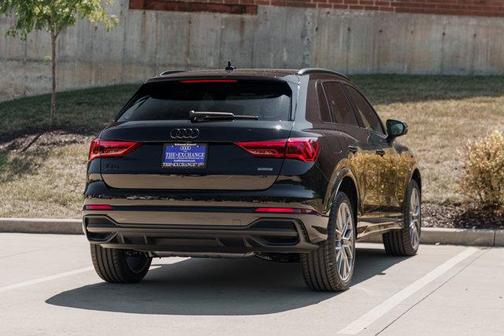 2025 Audi Q3 45 S line Premium Plus