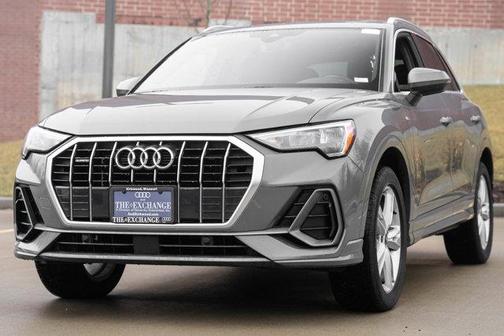Chronos Gray Metallic 2021 Audi Q3 45 S line Premium