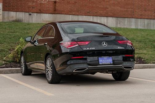 2021 Mercedes-Benz CLA 250 4MATIC