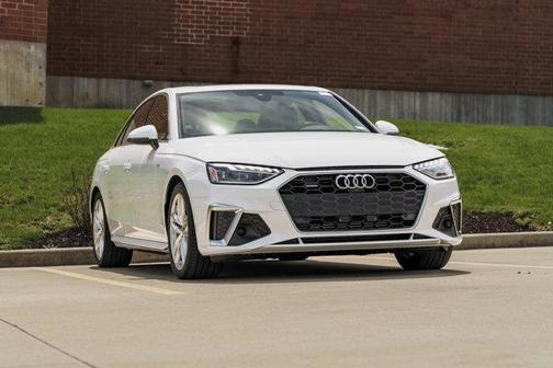 Glacier White Metallic 2023 Audi A4 45 S line Premium Plus