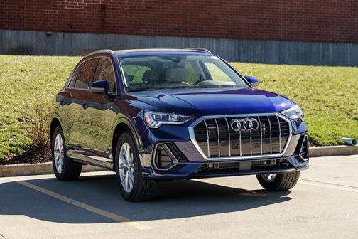 2025 Audi Q3 45 S line Premium Plus