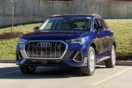 2025 Audi Q3 45 S line Premium Plus