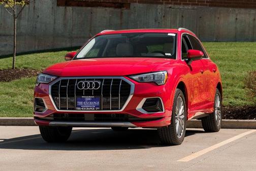 2022 Audi Q3 40 Premium