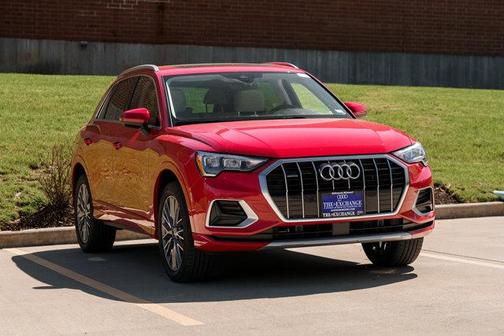 2022 Audi Q3 40 Premium