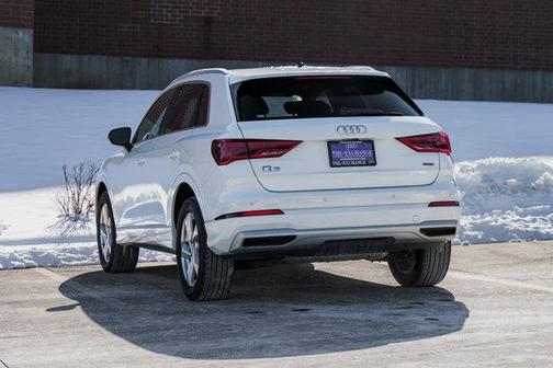 2022 Audi Q3 40 Premium