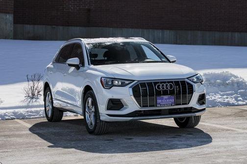 2022 Audi Q3 40 Premium