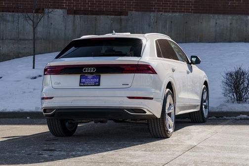 2023 Audi Q8 55 Premium