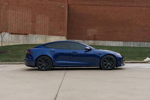 2023 Tesla Model S Standard Range