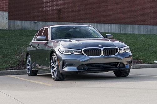 2022 BMW 330 xDrive
