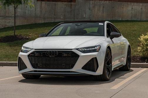 2025 Audi RS 7 4.0T Performance