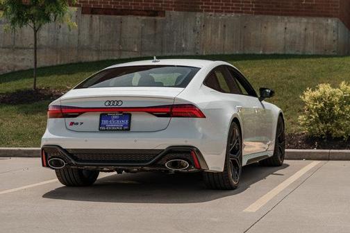 2025 Audi RS 7 4.0T Performance