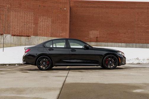 2023 BMW M340 i xDrive