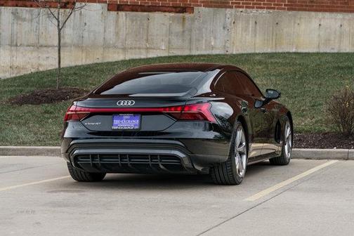 2022 Audi e-tron GT Premium Plus