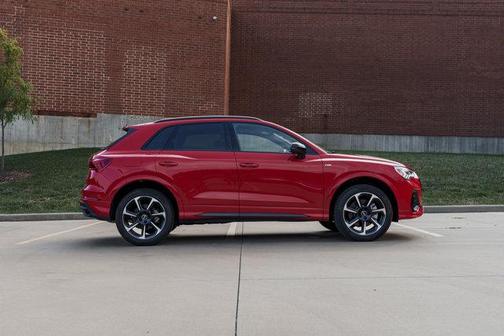 2025 Audi Q3 45 S line Premium Plus