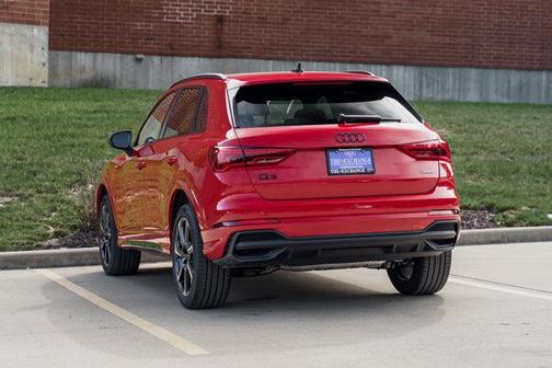 2025 Audi Q3 45 S line Premium Plus