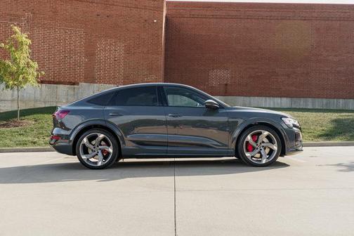 2024 Audi SQ8 4.0T Prestige
