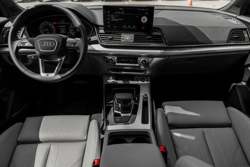 2025 Audi Q5 45 S line Premium Plus