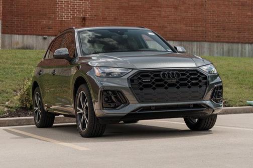 2025 Audi Q5 45 S line Premium Plus