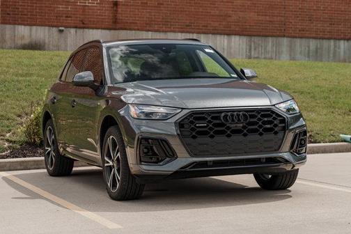 2025 Audi Q5 45 S line Premium Plus