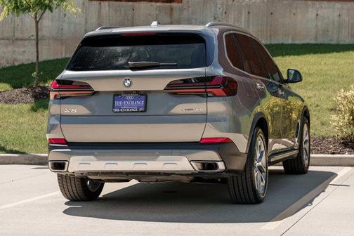 2025 BMW X5 xDrive40i