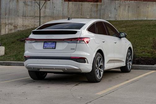 2025 Audi Q4 e-tron Sportback Premium Plus 55 quattro
