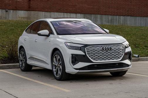 2025 Audi Q4 e-tron Sportback Premium Plus 55 quattro