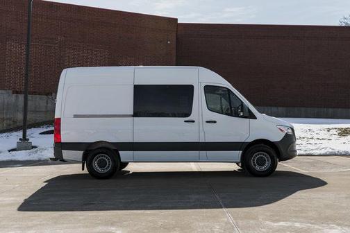 2020 Mercedes-Benz Sprinter 2500 Standard Roof