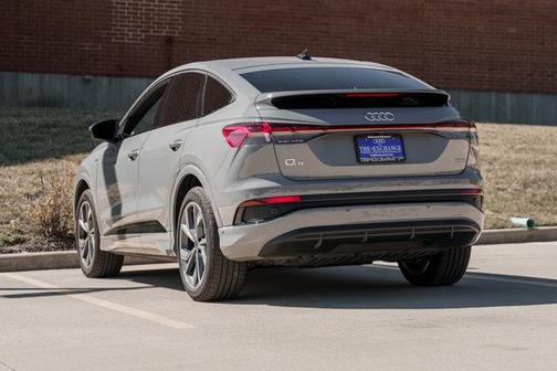 2024 Audi Q4 e-tron Sportback Premium Plus 55 quattro
