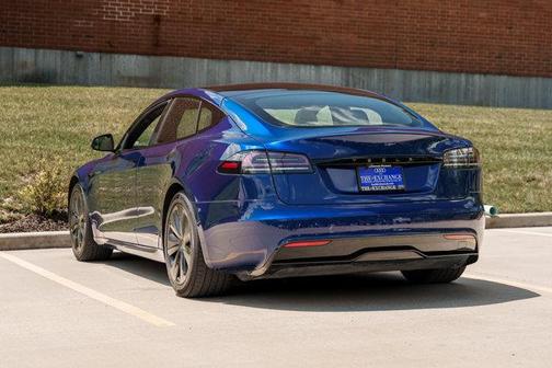 2023 Tesla Model S Standard Range
