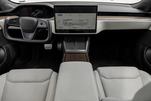 2023 Tesla Model S Standard Range