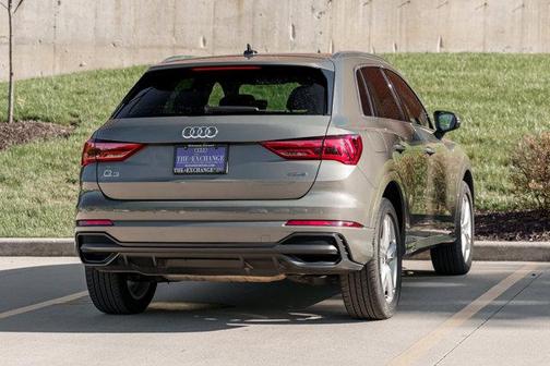 2022 Audi Q3 45 S line Premium Plus