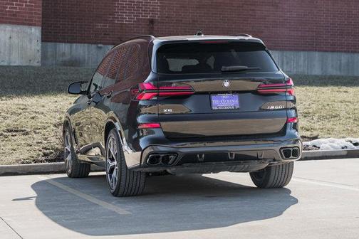 2026 BMW X5 M60i