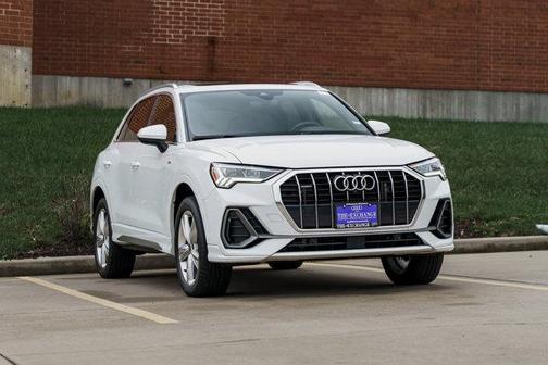 2023 Audi Q3 45 S line Premium Plus