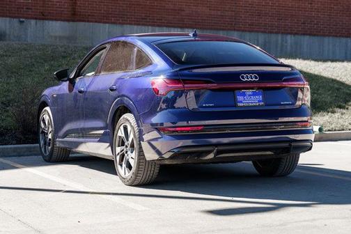 2022 Audi e-tron Sportback S line Premium
