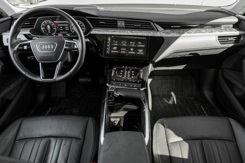 2022 Audi e-tron Sportback S line Premium