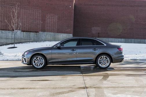 2021 Audi A4 45 S line Premium Plus